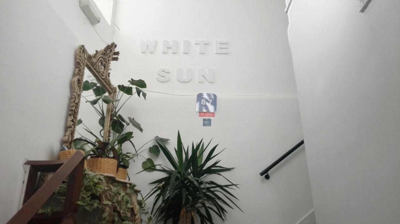White Sun Hostel Lagos Exterior foto